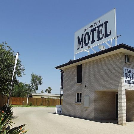 Emerald Park Motel Exterior foto